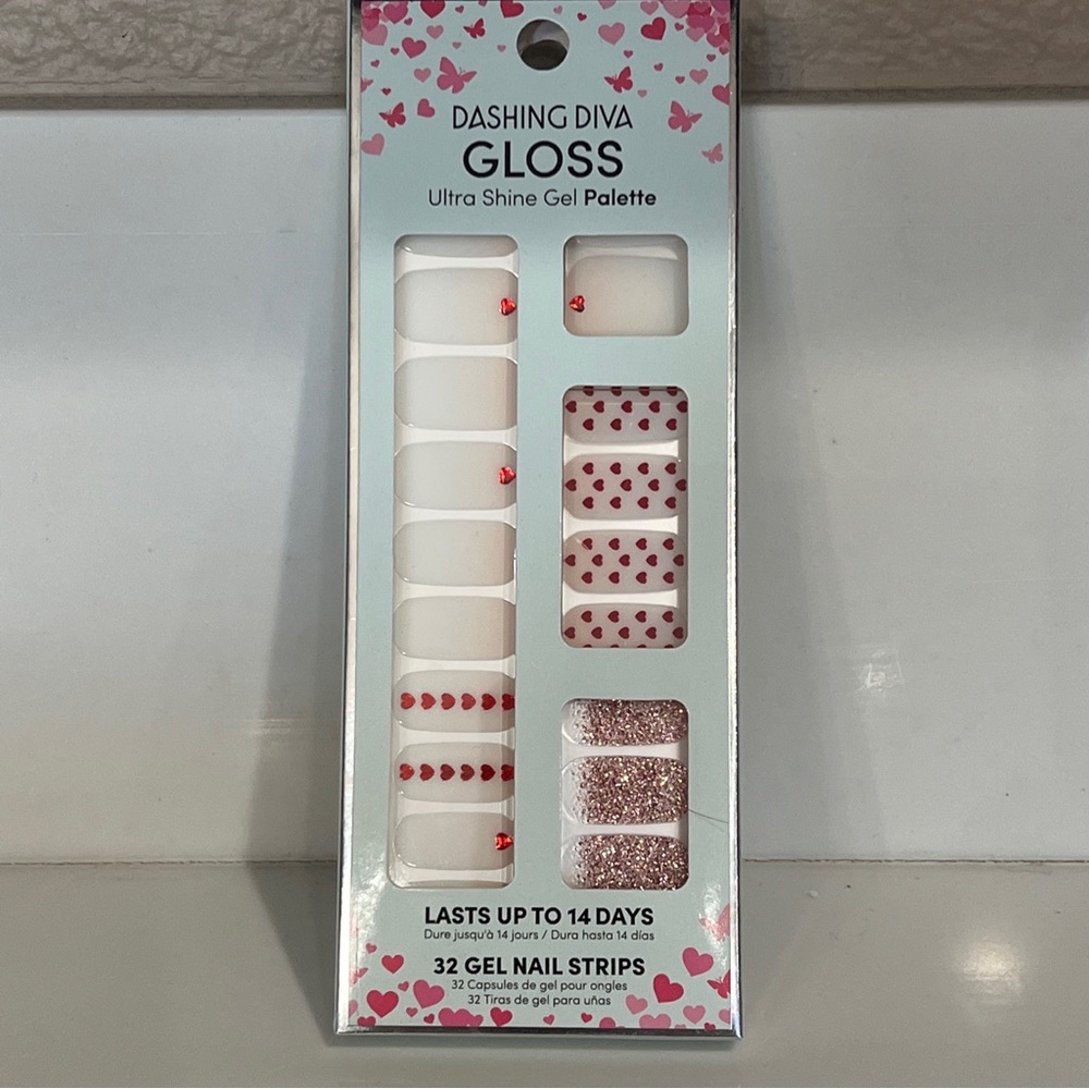 Dashing Diva - Gloss Ultra Shine Gel Palette-32 Gel Strips - Light Hearted - New